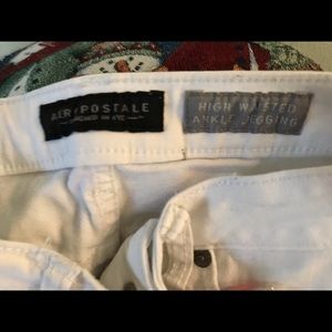Aeropostale ripped white jeans